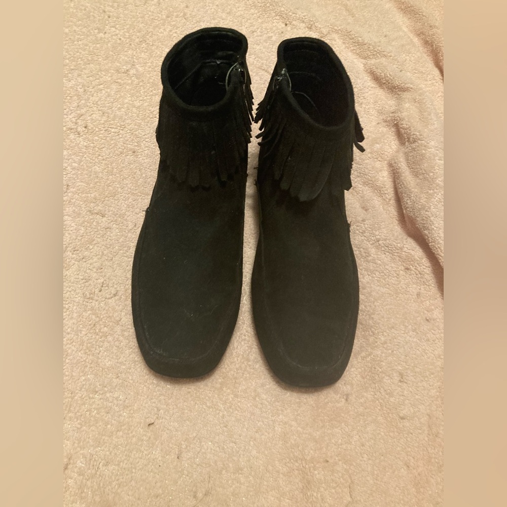comfortview black ankle boots w/ zipper – size 9, barely worn